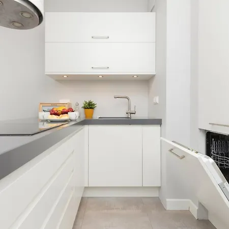 Skalskiego Near Balaton By Renters Hotell Warszawa