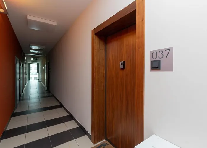 Hotel Skalskiego Near Balaton By Renters Warszawa